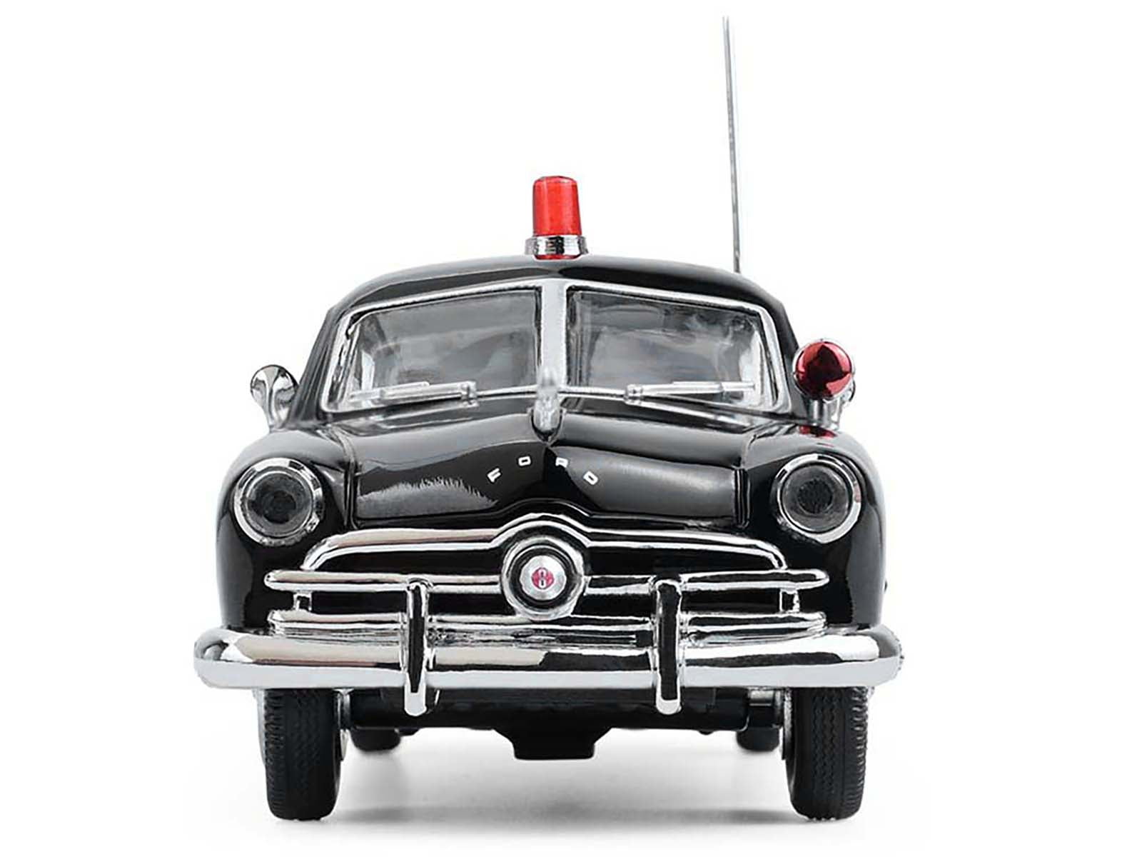 1949 Ford Custom Police Car "LAPD (Los Angeles Police Department)" Black and White 1/43 Diecast Model Car by Greenlight - image 4