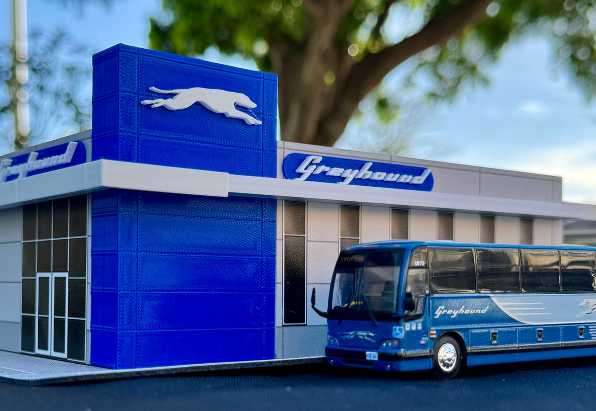 Greyhound Bus Station Diorama EZ Assembly Kit 1/87 (HO) Model by Iconic Replicas - image 2