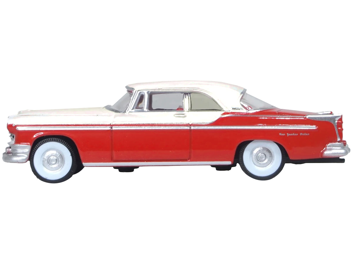 1955 Chrysler New Yorker Deluxe St. Regis Tango Red and Platinum Metallic 1/87 (HO) Scale Diecast Model Car by Oxford Diecast - image 4