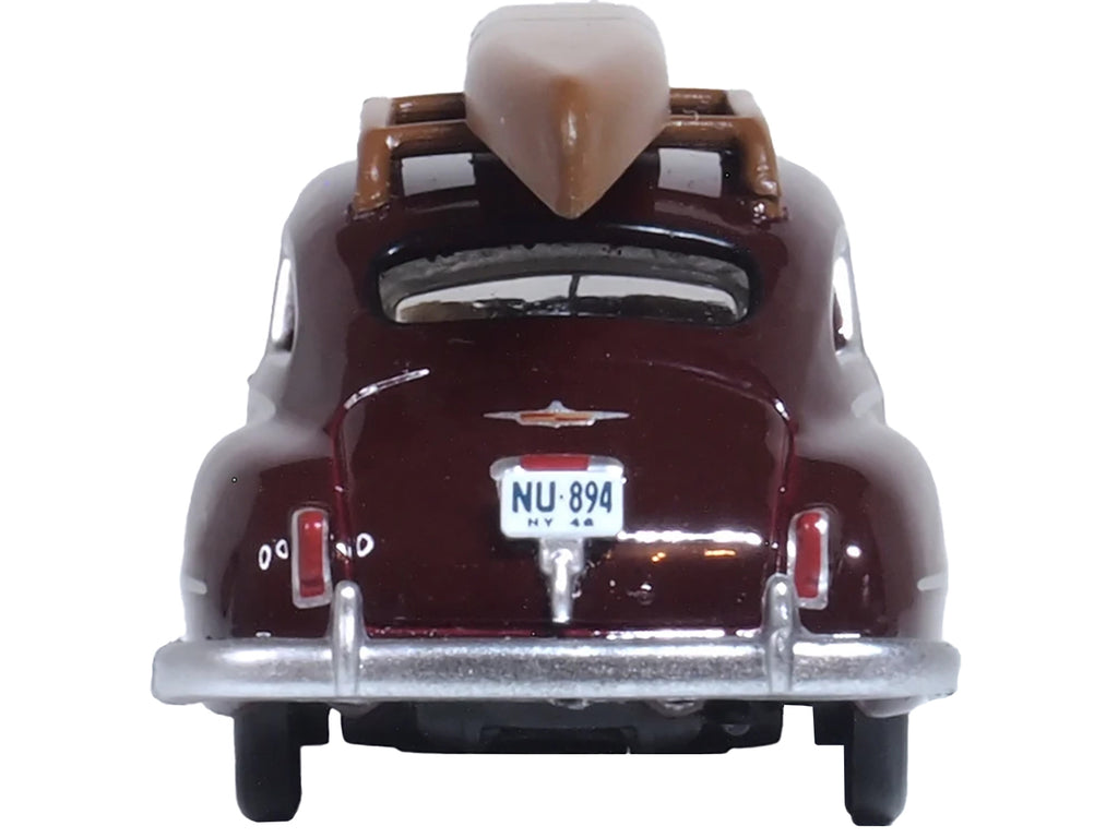 1946 DeSoto Suburban with Roof Rack and Canoe Royal Maroon 1/87 (HO) Scale Diecast Model Car by Oxford Diecast - image 3