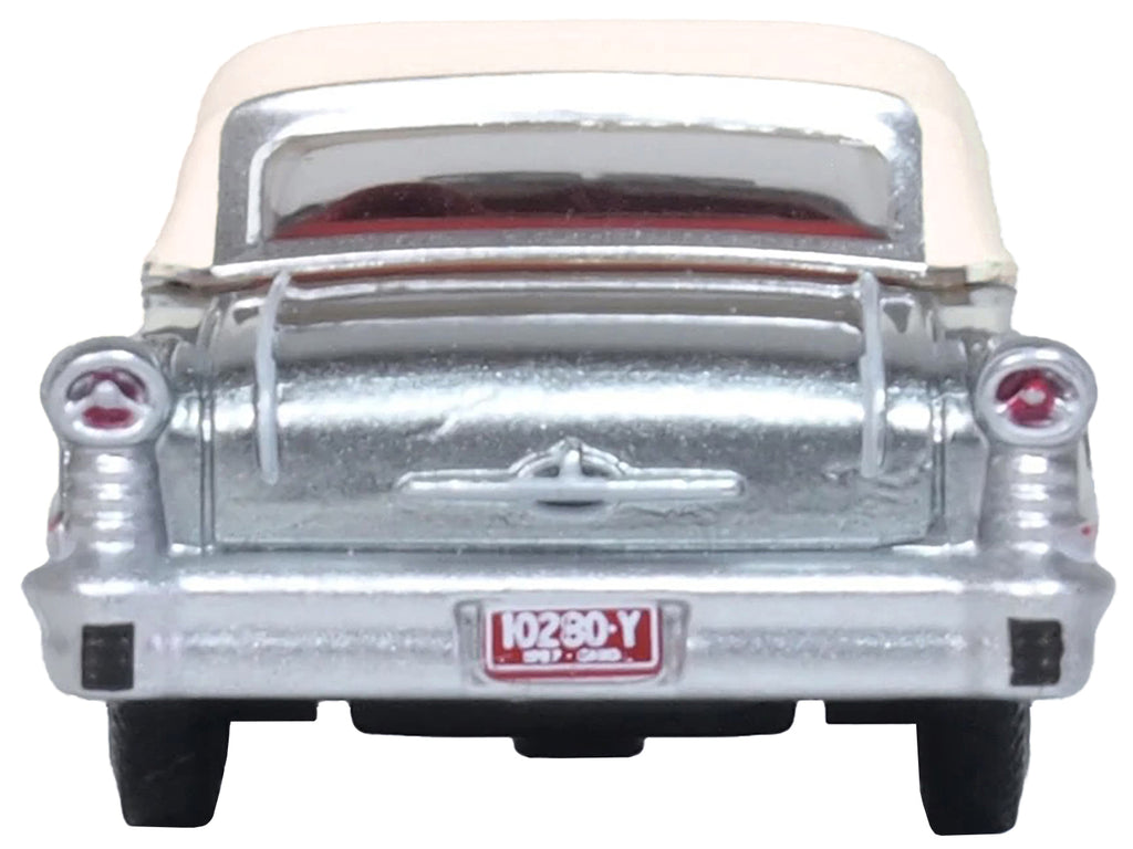 1957 Oldsmobile 88 Convertible (Top-Up) Juneau Gray with White Top and Red Interior 1/87 (HO) Scale Diecast Model Car by Oxford Diecast - image 4