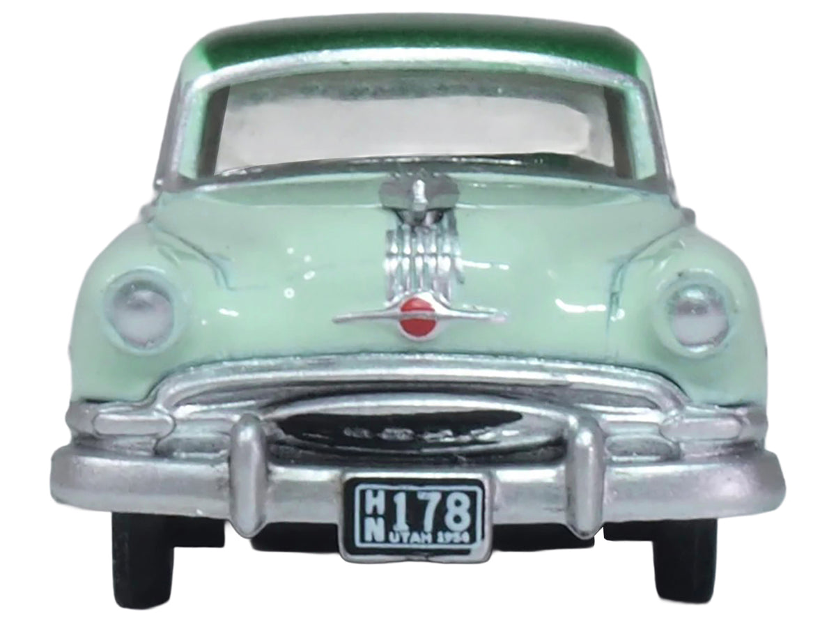 1954 Pontiac Chieftain 4 Door Shannon Green with Brookmere Green Top 1/87 (HO) Scale Diecast Model Car by Oxford Diecast - image 3