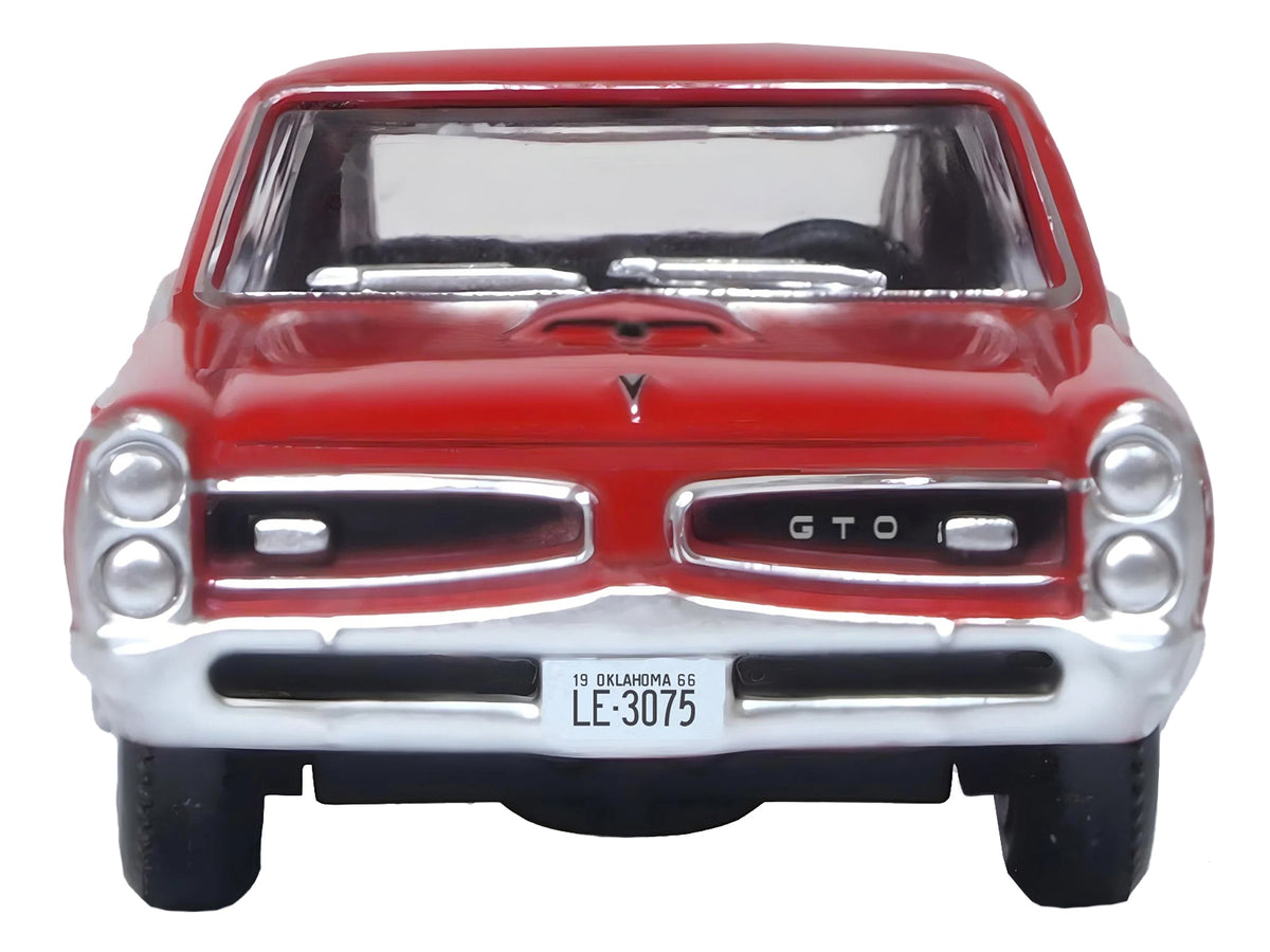 1966 Pontiac GTO Montero Red 1/87 (HO) Scale Diecast Model Car by Oxford Diecast - image 3