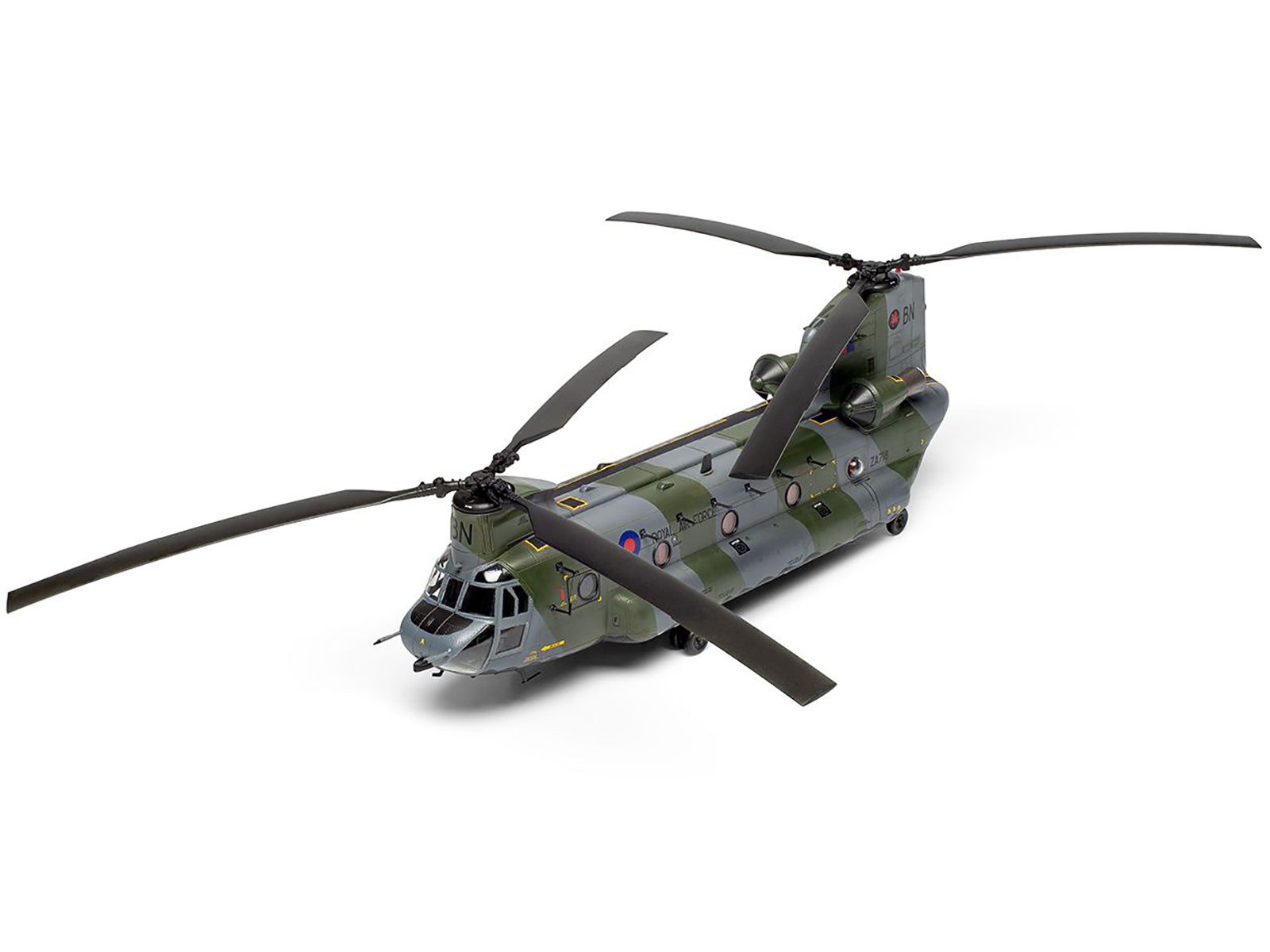 Level 3 Model Kit Boeing Chinook HC.1 Helicopter with 2 Scheme Options 1/72 Plastic Model Kit by Airfix - image 2