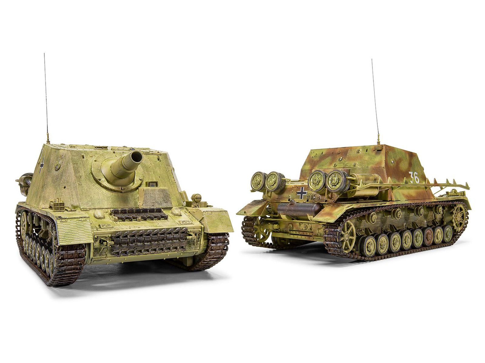 Level 3 Model Kit Sturmpanzer IV Brummbar "Mid Version" Tank with 2 Scheme Options 1/35 Plastic Model Kit by Airfix - image 2