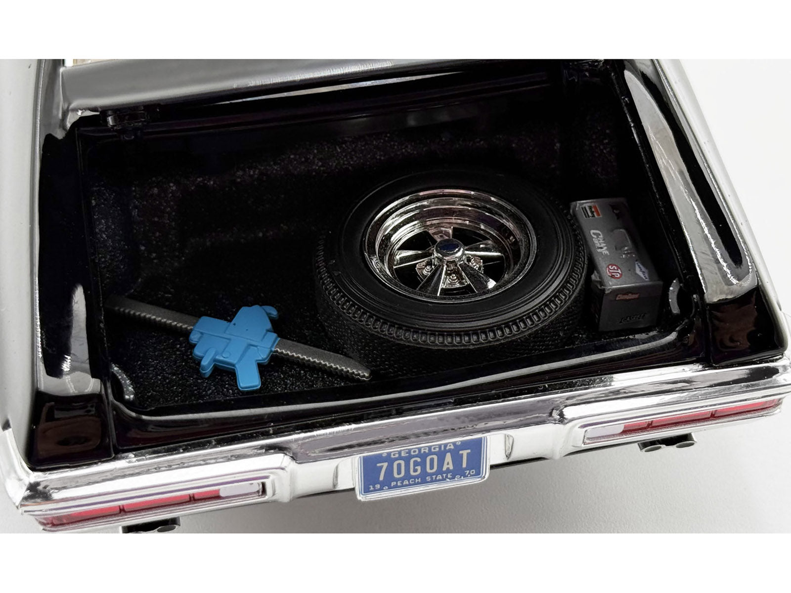 1970 Pontiac GTO Ram Air IV "Main Street" Black Limited Edition to 402 pieces Worldwide 1/18 Diecast Model Car by ACME - image 5