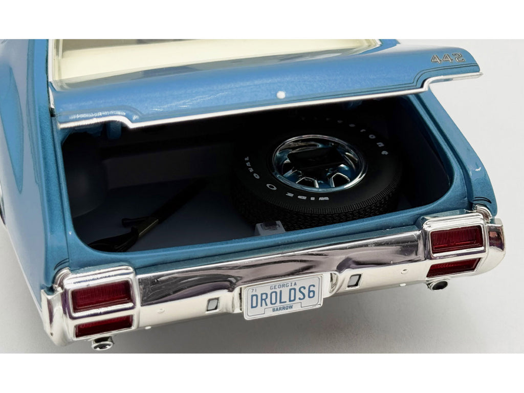 1971 Oldsmobile 442 W30 "Dr. Olds Release #6" Viking Blue Metallic with White Stripes Limited Edition to 442 pieces Worldwide 1/18 Diecast Model Car by ACME - image 5