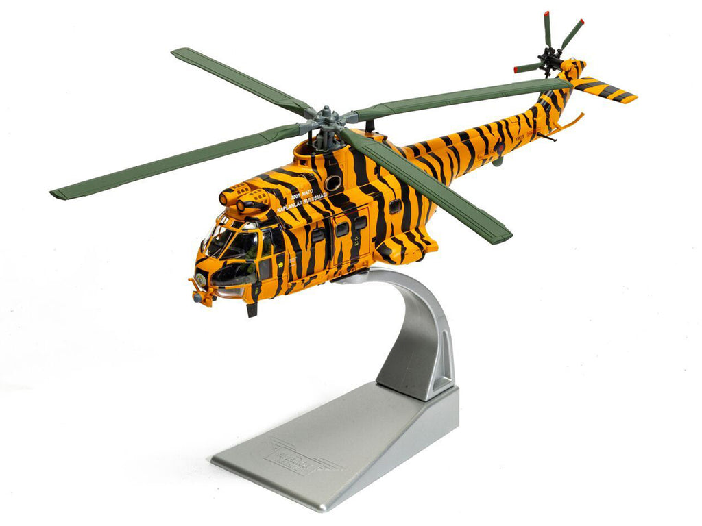 Westland Puma HC-1 Helicopter "No. 230 Squadron NATO Tiger Meet livery RIAT" (2005) Royal Air Force "The Aviation Archive" Series 1/72 Diecast Model by Corgi - image 3