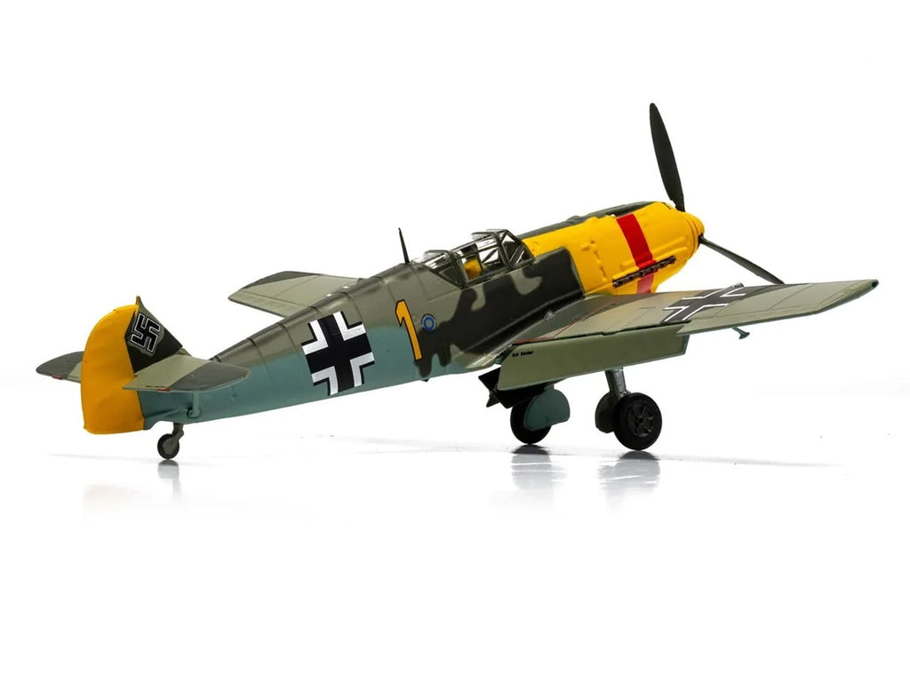 Messerschmitt Bf 109E-4/B Jabo Fighter-Bomber Aircraft "Oberleutnant Walter Rupp 3./JG53 RAF Manston Battle of Britain" (1940) German Luftwaffe "The Aviation Archive" Series 1/72 Diecast Model by Corgi - image 2