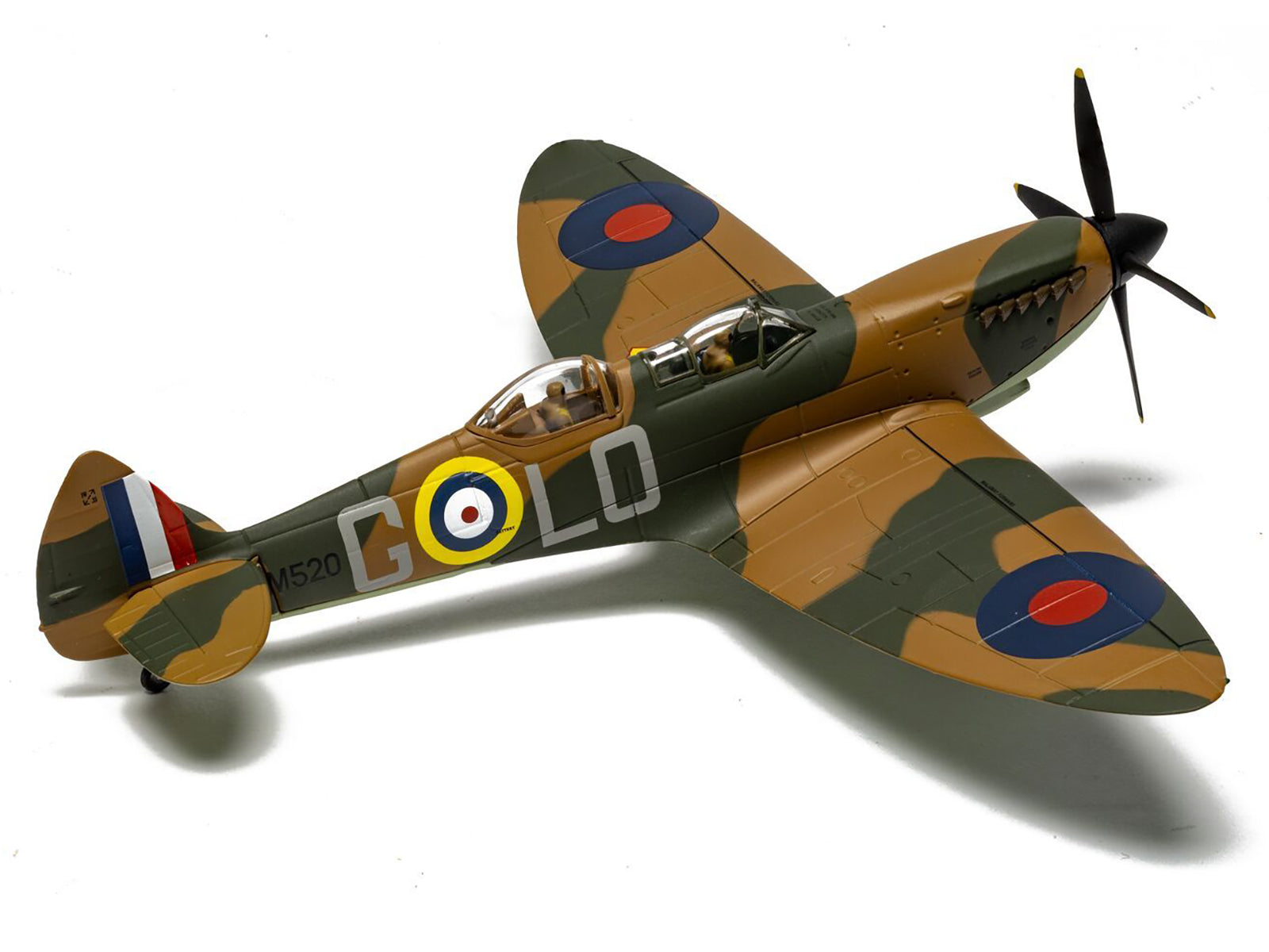 Supermarine Spitfire T.9 Aircraft "SM520 Spitfires.com Goodwood Aerodrome" British Royal Air Force "The Aviation Archive" Series 1/72 Diecast Model by Corgi - image 2