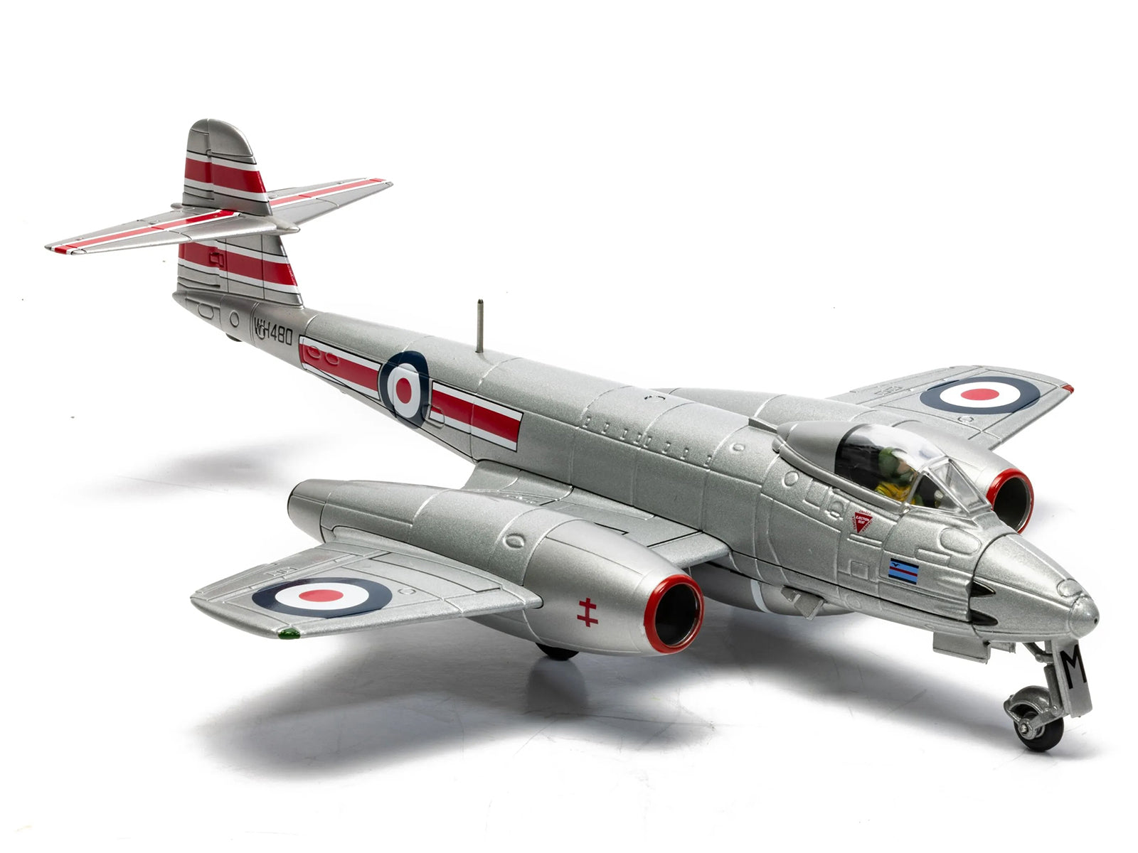 Gloster Meteor F.8 Aircraft "WH480/M Sqn Ldr John ‘Dusty’ Miller DFC No.41 Squadron Biggin Hill" (1951) Royal Air Force "The Aviation Archive" Series 1/72 Diecast Model Car by Corgi