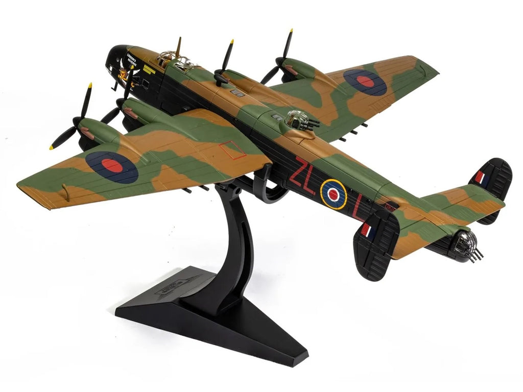 Handley Page Halifax MkV Bomber Aircraft "DK186 London’s Revenge - L for Lana No. 427 Squadron RAF Leeming" (1943) Royal Canadian Air Force "The Aviation Archive" Series 1/72 Diecast Model by Corgi - image 3