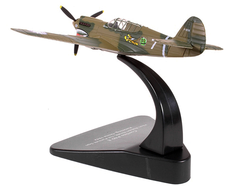 Curtiss P40 E Warhawk Fighter Plane Pilot: Robert Neale 1st Pursuit Squadron Kunming China (1944) "Oxford Aviation" Series 1/72 Diecast Model Airplane by Oxford Diecast - image 3