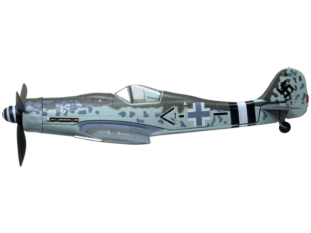 Focke-Wulf Fw190D-9 Fighter Aircraft "600150 JG-4 Frankfurt Rhine-Main Airfield" (1945) German Luftwaffe "Oxford Aviation" 1/72 Diecast Model Airplane by Oxford Diecast - image 2