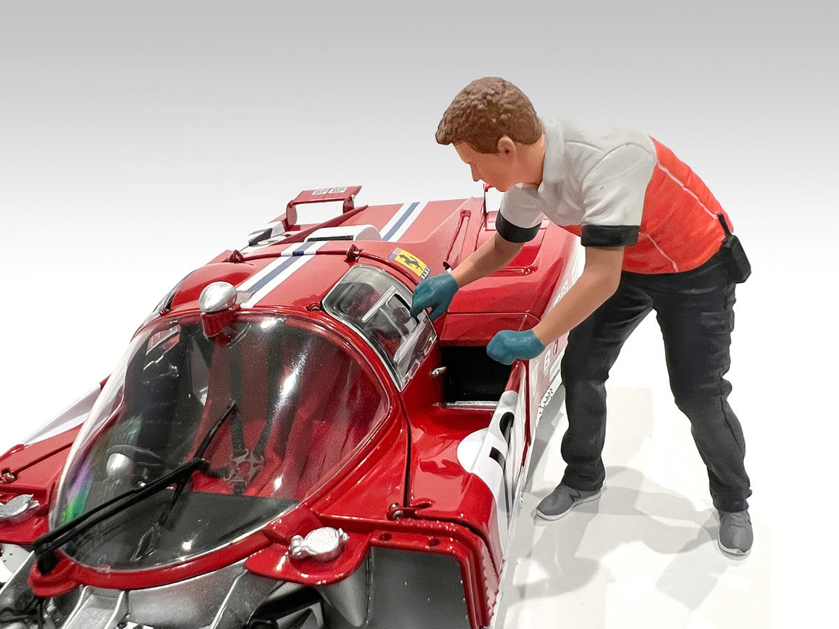 "Race Crew" Figure #6 for 1/24 Scale Models by American Diorama - image 2