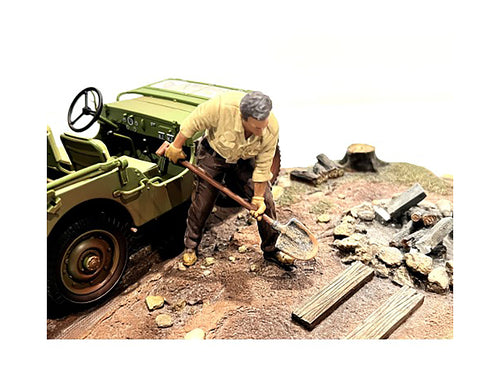 "4X4 Mechanic" Figure 4 for 1/18 Scale Models by American Diorama - image 2