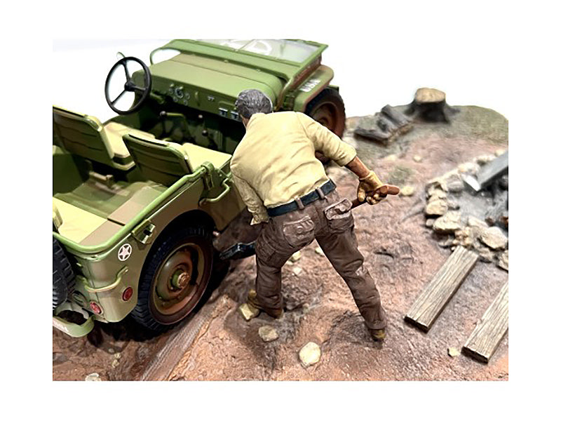 "4X4 Mechanic" Figure 4 for 1/18 Scale Models by American Diorama - image 3