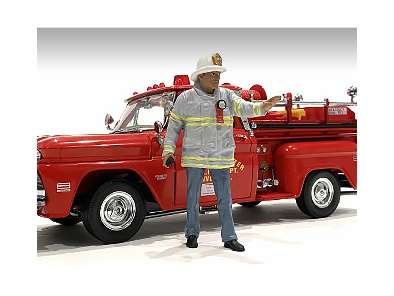 "Firefighters" Fire Captain Figure for 1/24 Scale Models by American Diorama - image 2