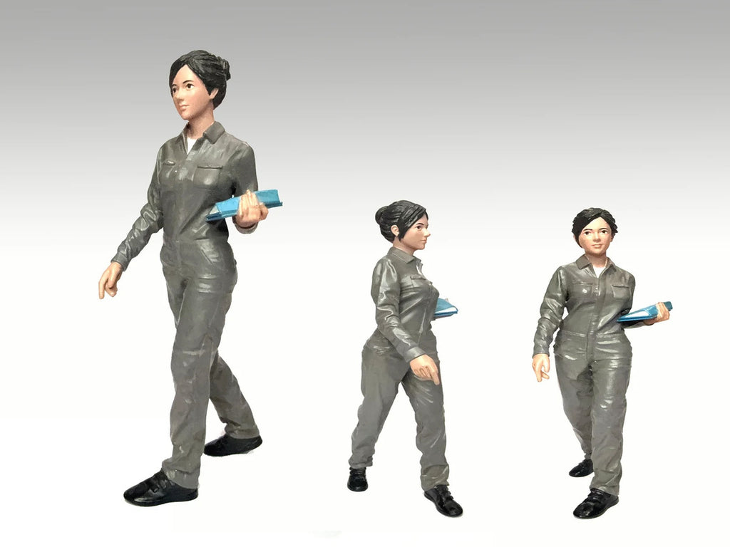 "Top Tuners" Figure #2 "Premium" Series for 1/24 Scale Models by American Diorama - image 2