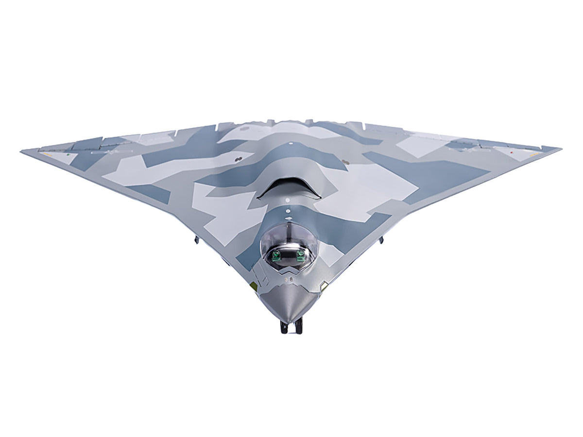 CAC J-36 Stealth Fighter Aircraft "Chinese Military" People’s Liberation Army Air Force 1/100 Diecast Model by Air Force 1 - image 4