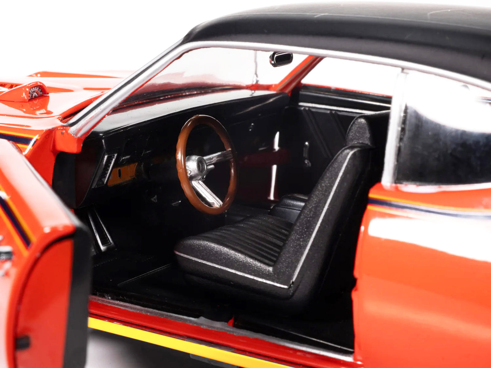 1969 Pontiac GTO Judge Carousel Red with Black Stripes and Black Vinyl Top "Mecum Auctions" "American Muscle" Series 1/18 Diecast Model Car by Auto World - image 4
