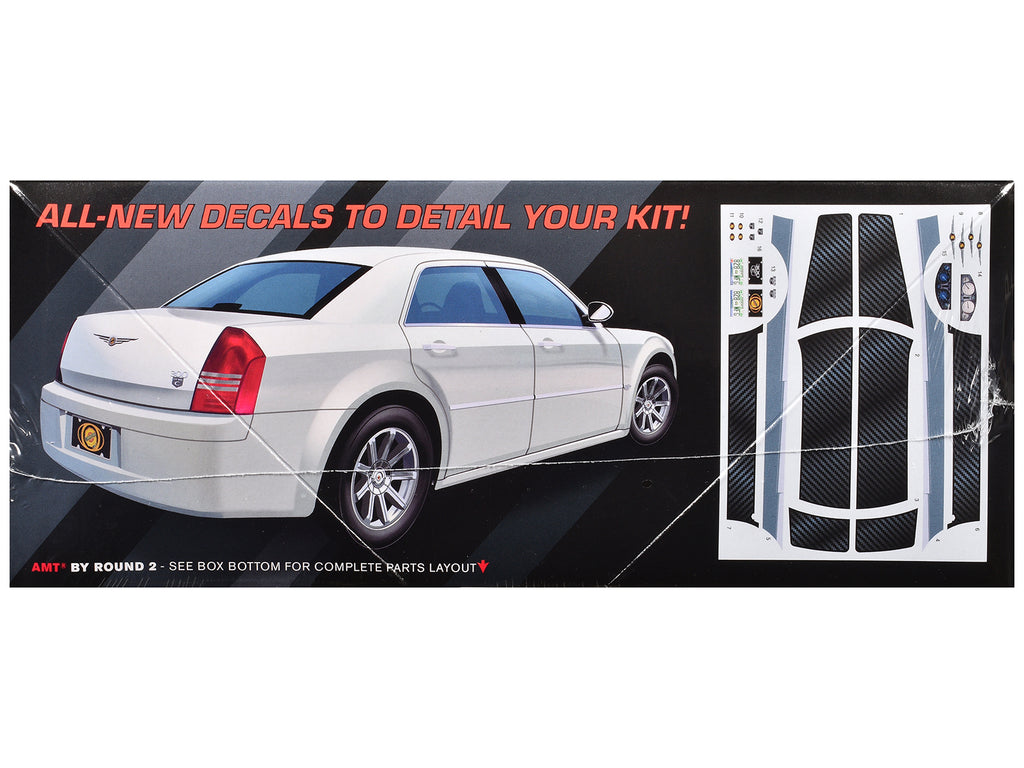 Skill 2 Model Kit 2005 Chrysler 300C 1/25 Scale Model by AMT - image 3