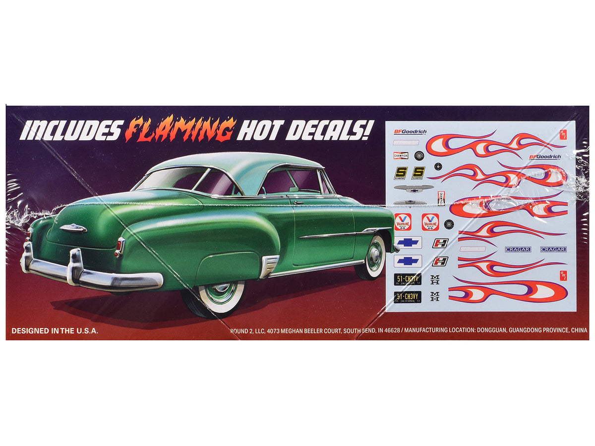 Skill 2 Model Kit 1951 Chevrolet Cruiser 3-in-1 Kit 1/25 Scale Model by AMT - image 2