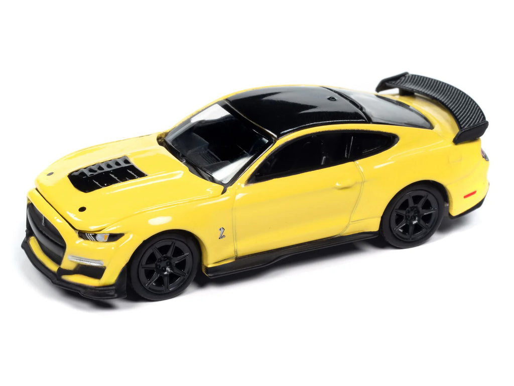 2021 Ford Mustang Shelby GT500 Carbon Fiber Track Pack Grabber Yellow with Black Top "Modern Muscle" Series 1/64 Diecast Model Car by Auto World - image 2