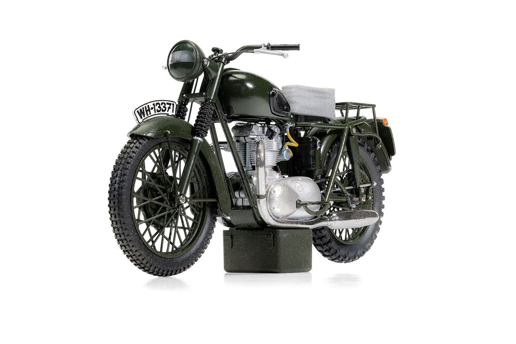 Triumph TR6 Trophy Motorcycle Dark Green (Weathered) "The Great Escape" (1963) Movie Diecast Model by Corgi - image 2
