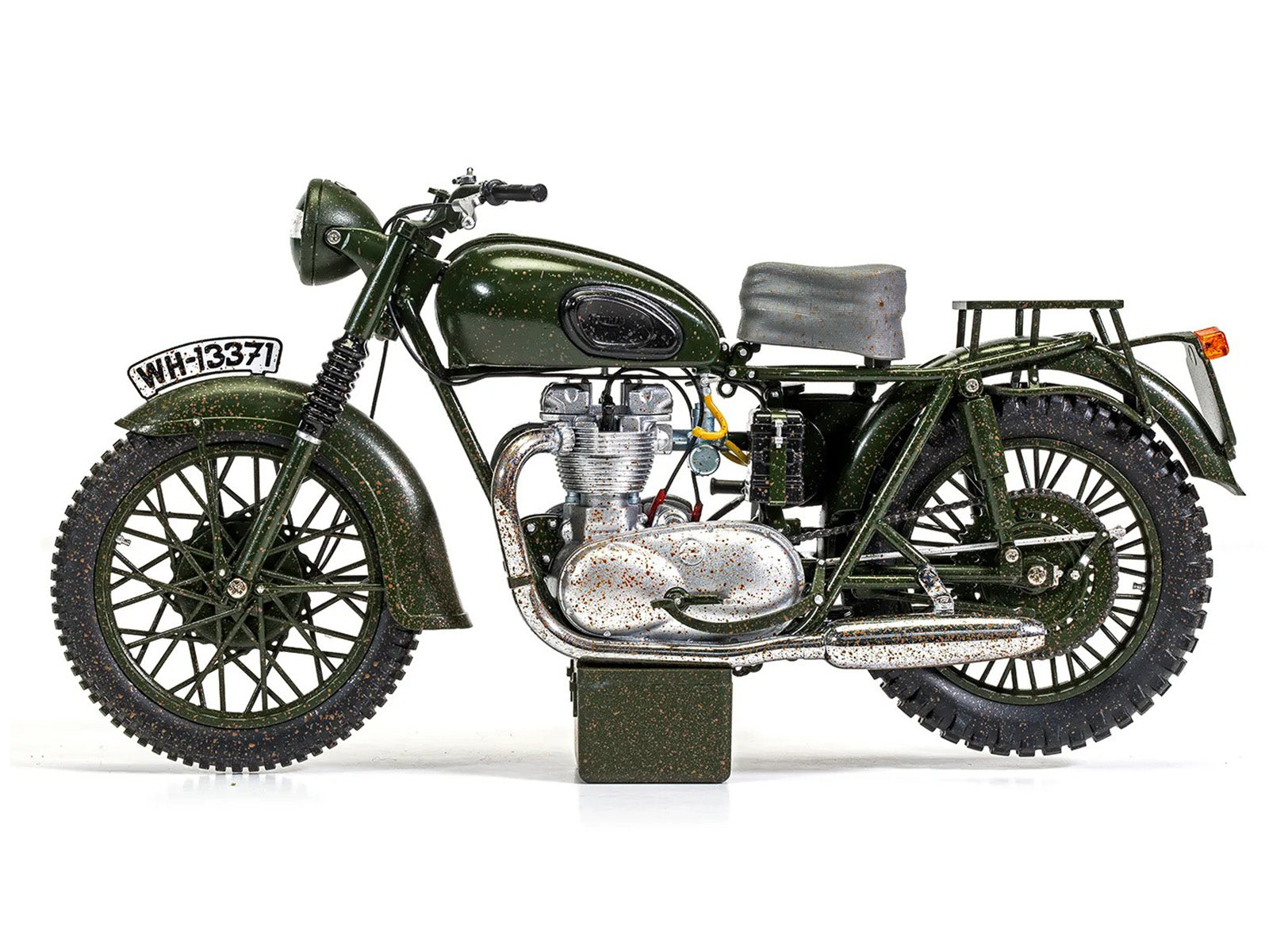 Triumph TR6 Trophy Motorcycle Dark Green (Weathered) "The Great Escape" (1963) Movie Diecast Model by Corgi - image 4