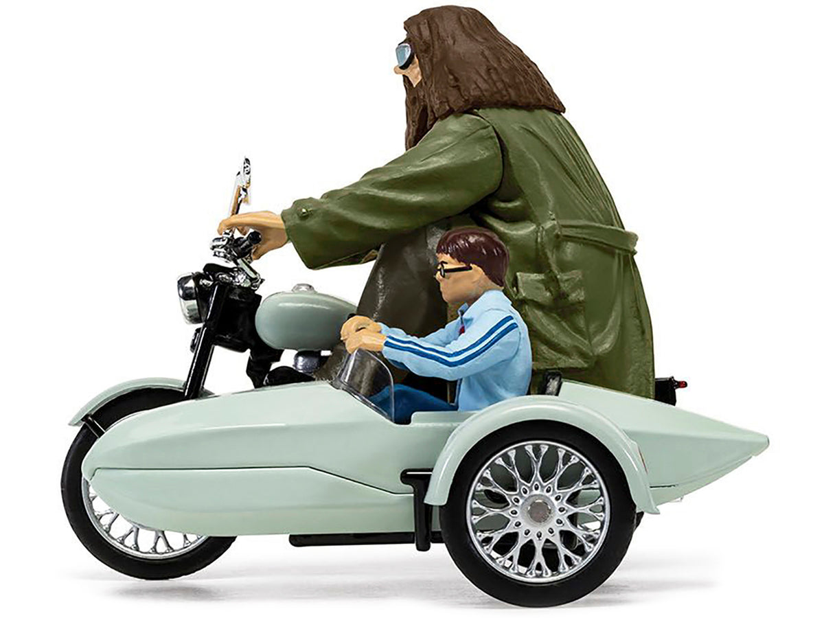 Motorcycle and Sidecar Light Green with Harry and Hagrid Figures "Harry Potter and the Deathly Hallows Part 1" (2010) Movie Diecast Motorcycle Model  by Corgi - image 2