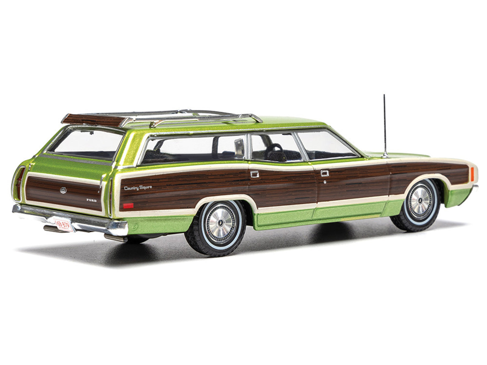 1972 Ford LTD Country Squire Wagon Green Metallic with Woodgrain Sides 1/43 Diecast Model by IXO Models - image 3