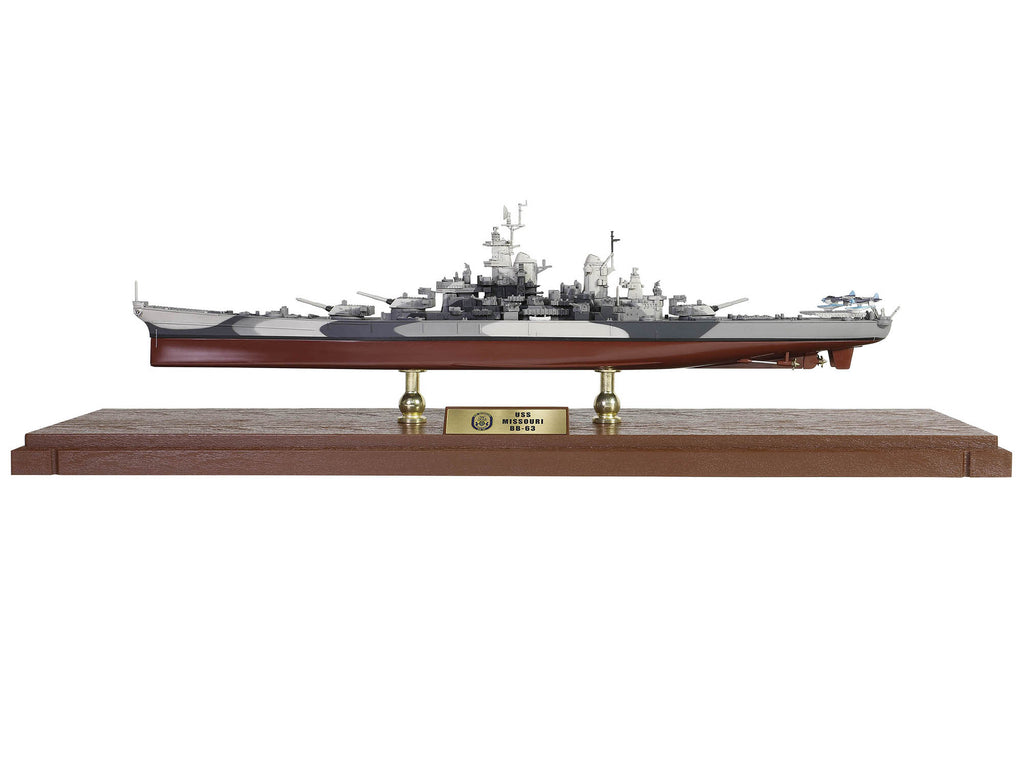 USS Missouri (BB-63) Iowa-class Battleship "Battle of Okinawa" (1945) United States Navy (Full Hull Edition) "Battleship" Series 1/700 Diecast Model by Forces of Valor - image 5