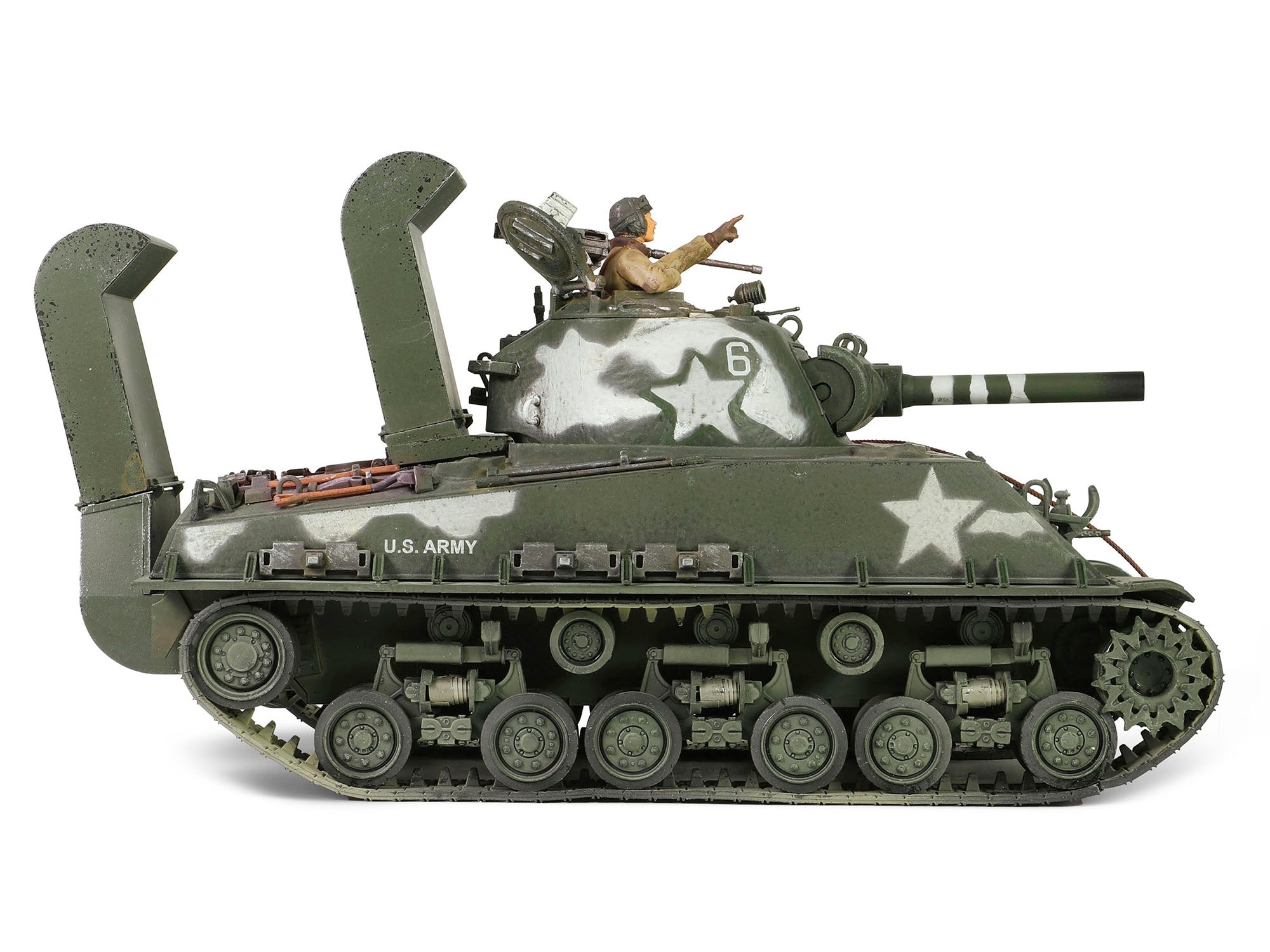 Sherman M4 (105) Howitzer Medium Tank "US Army 711th Tank Battalion Okinawa" (1945) "Engine Plus" Series 1/32 Diecast Model by Metal Proud - image 3