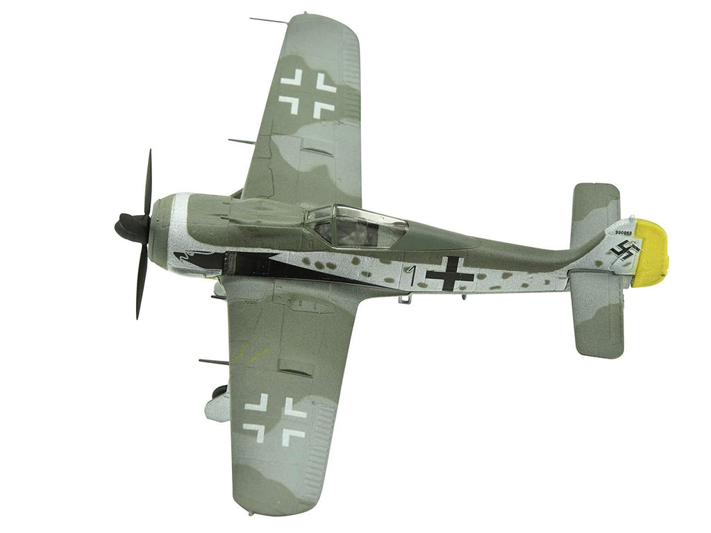 Focke-Wulf Fw 190A-8 Fighter Aircraft "98-Victory Ace Staffelkapitaen Horst Hannig I./JG 2 Triqueville France" (1943) German Luftwaffe 1/72 Diecast Model Airplane - image 4