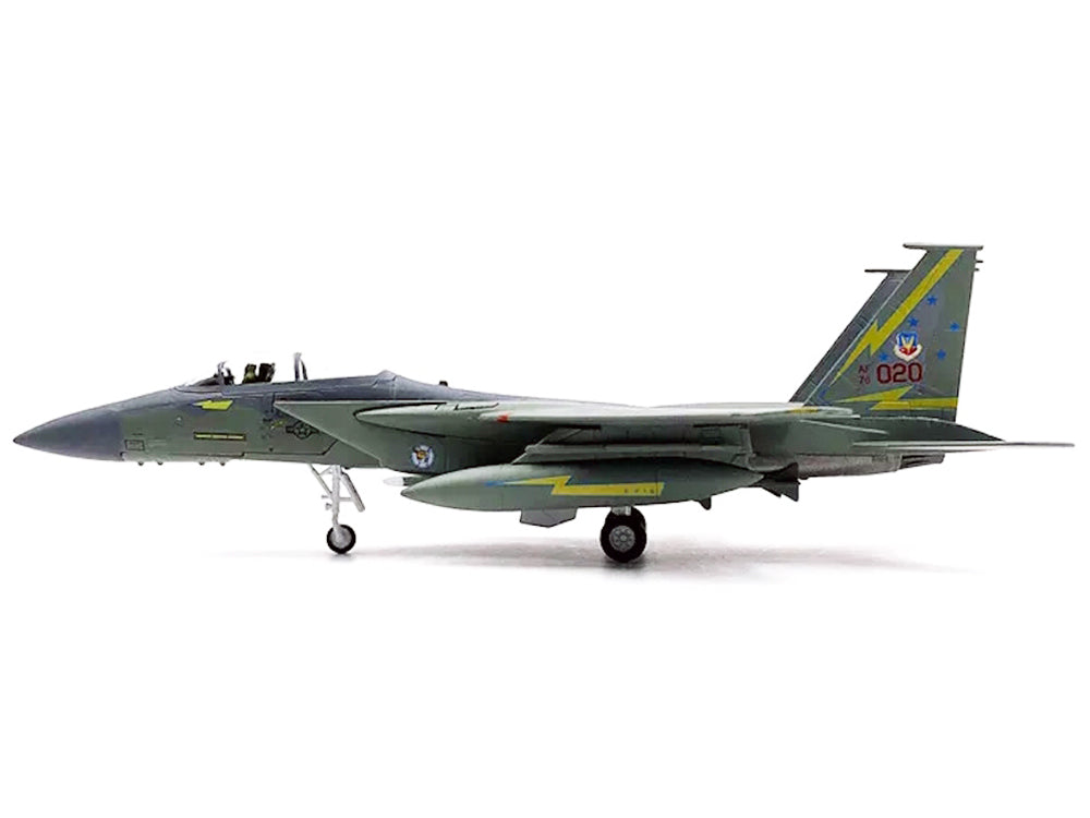 McDonnell Douglas F-15A Eagle Aircraft "Spittin Kittens 5th Fighter-Interceptor Squadron Tactical Air Command Minot AFB" (1985) United States Air Force 1/100 Diecast Model Airplane - image 3