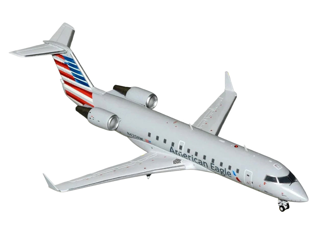 Bombardier CRJ200 Commercial Aircraft "American Eagle" (N420AW) Gray with Striped Tail "Gemini 200" Series 1/200 Diecast Model Airplane by GeminiJets