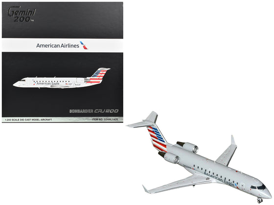Bombardier CRJ200 Commercial Aircraft "American Eagle" (N420AW) Gray with Striped Tail "Gemini 200" Series 1/200 Diecast Model Airplane by GeminiJets