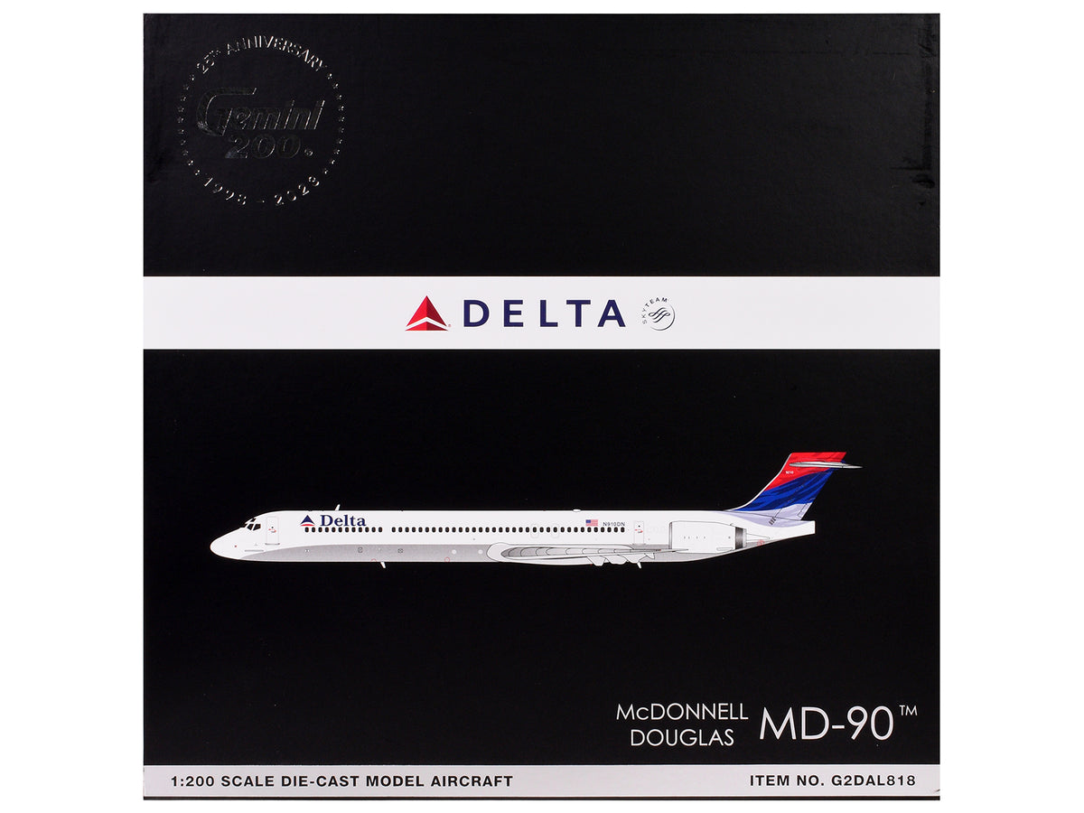 McDonnell Douglas MD-90 Commercial Aircraft "Delta Air Lines" (N910DN) White with Blue and Red Tail "Gemini 200" Series 1/200 Diecast Model Airplane by GeminiJets - image 3