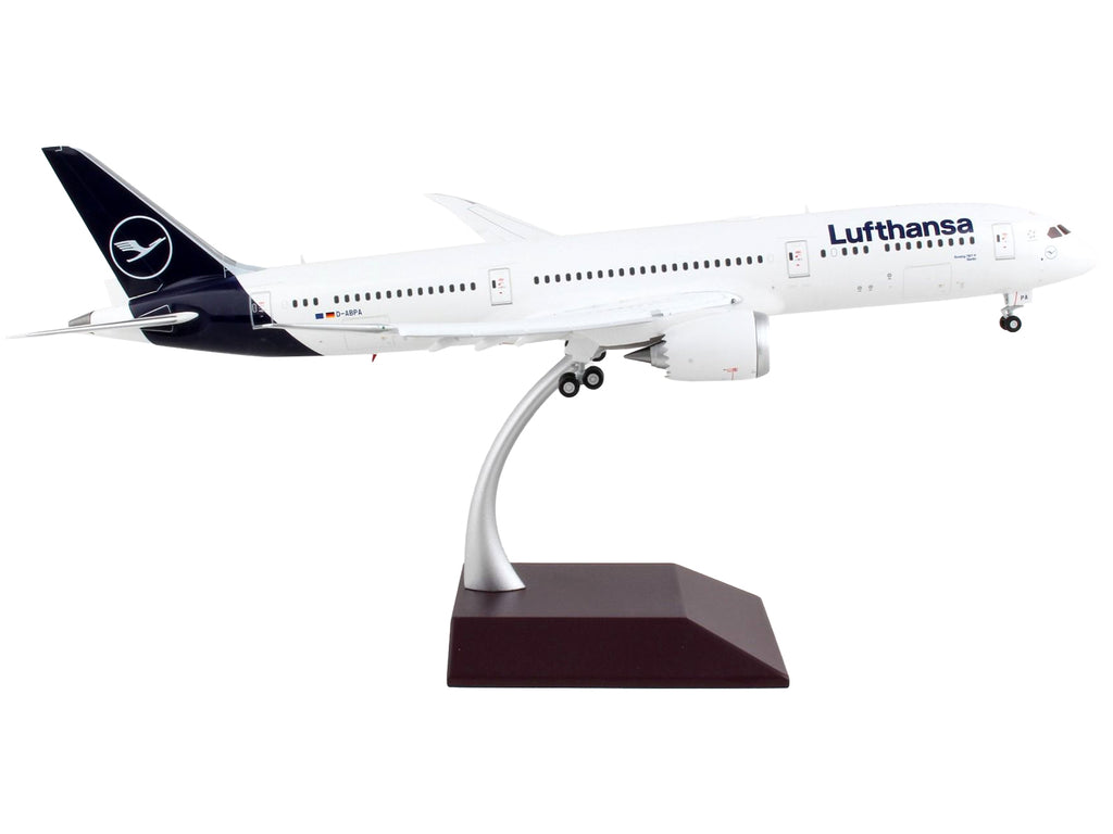 Boeing 787-9 Commercial Aircraft with Flaps Down "Lufthansa" White with Blue Tail "Gemini 200" Series 1/200 Diecast Model Airplane by GeminiJets - image 2