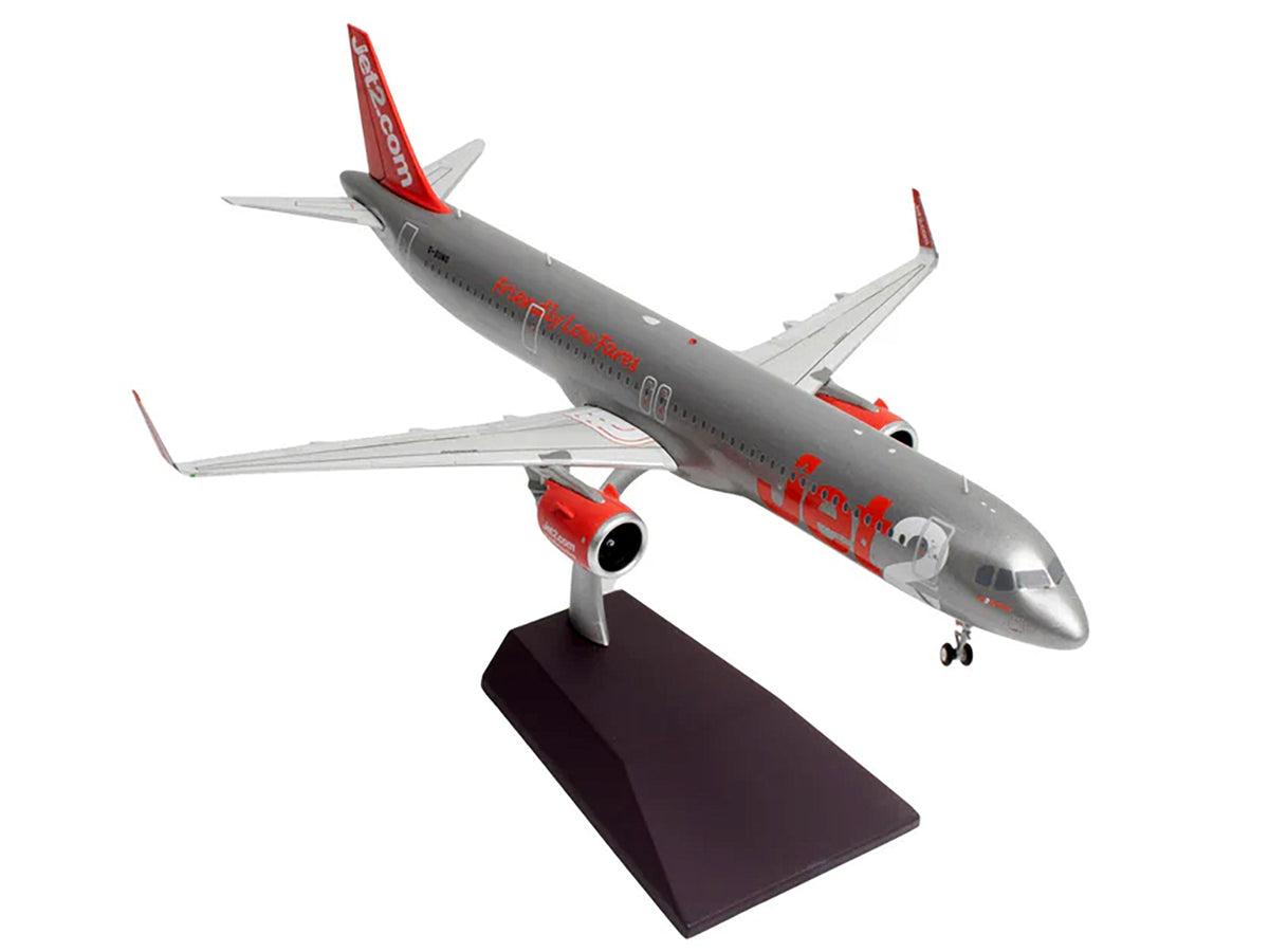 Airbus A321neo Commercial Aircraft "Jet2" (G-SUNO) Silver with Red Tail "Gemini 200" Series 1/200 Diecast Model Airplane by GeminiJets - image 4