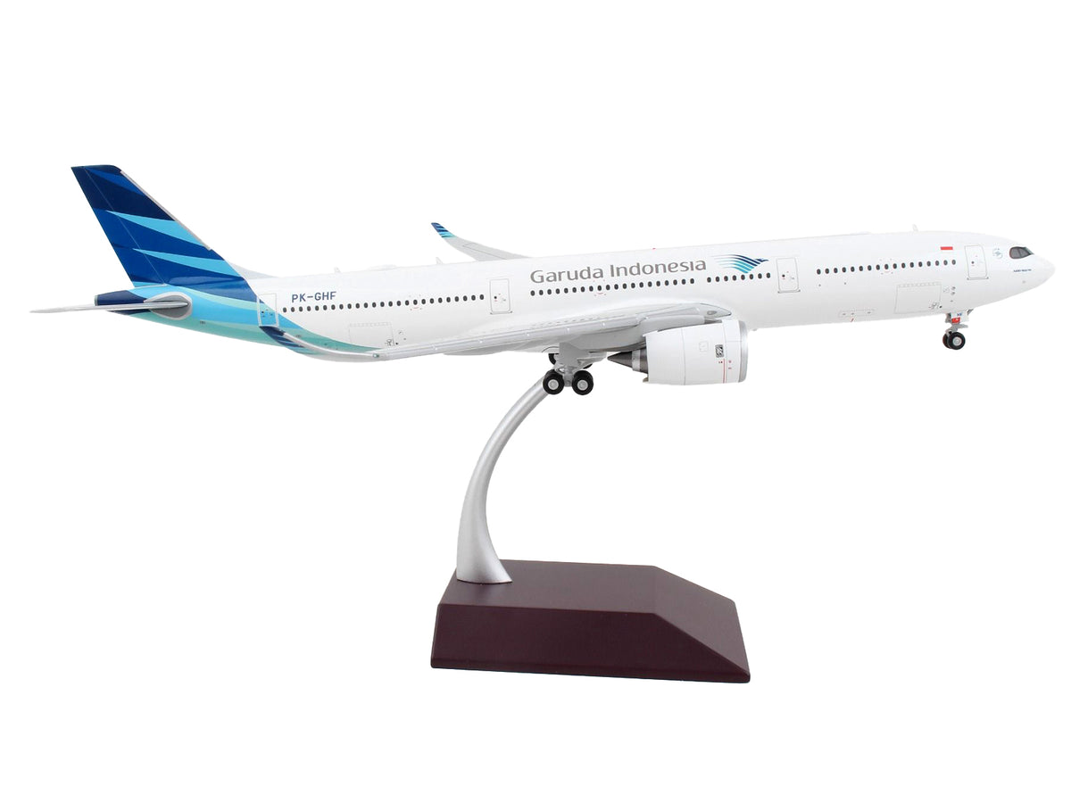 Airbus A330-900 Commercial Aircraft "Garuda Indonesia" White with Blue Tail "Gemini 200" Series 1/200 Diecast Model Airplane by GeminiJets - image 2