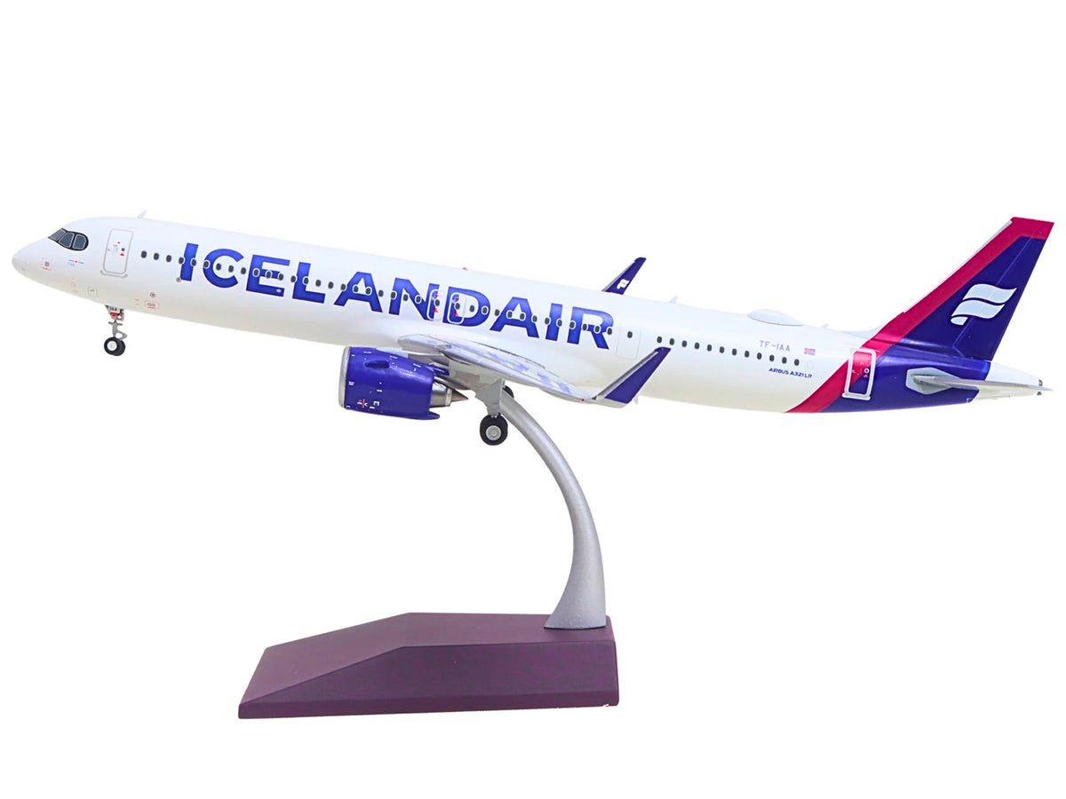 Airbus A321neo Commercial Aircraft "Icelandair" (TF-IAA) White with Blue and Pink Tail "Gemini 200" Series 1/200 Diecast Model by GeminiJets - image 2