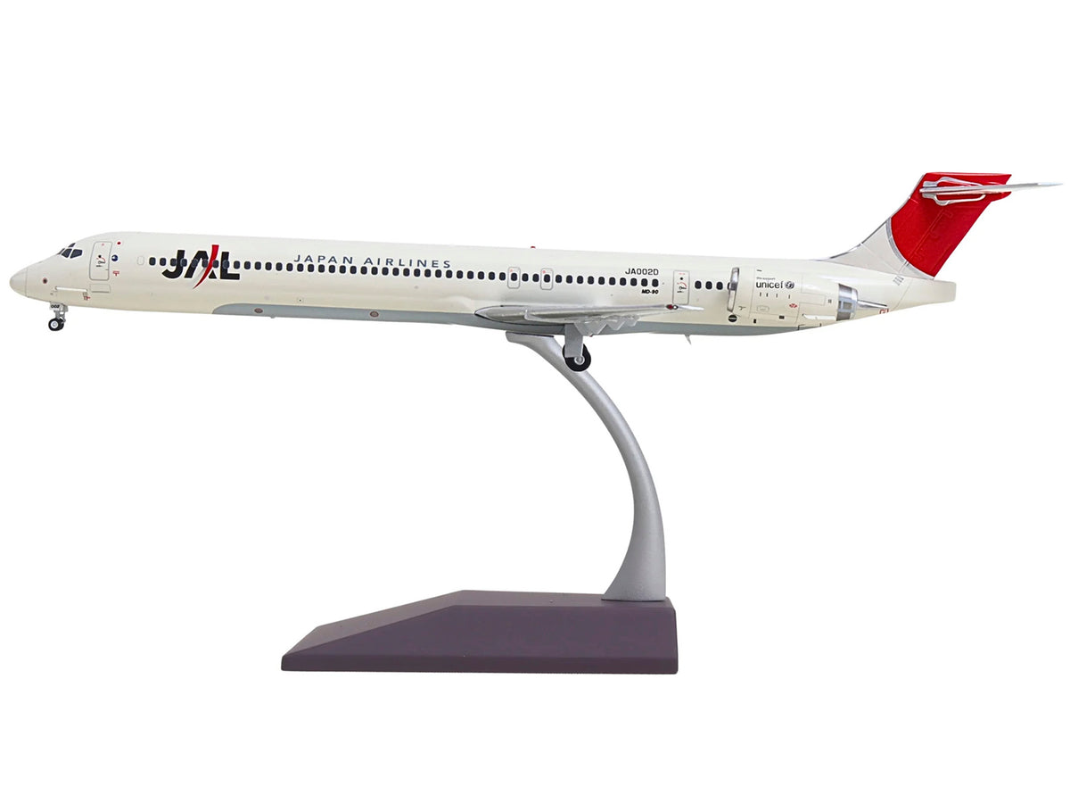 McDonnell Douglas MD-90 Commercial Aircraft "Japan Airlines" (JA002D) White with Red Tail "Gemini 200" Series 1/200 Diecast Model by GeminiJets - image 2