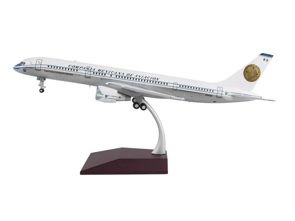 Boeing 757-200 Commercial Aircraft "Mexicana Retro Livery" (N380RM) White with Tail Graphics "Gemini 200" Series 1/200 Diecast Model Airplane by GeminiJets - image 2