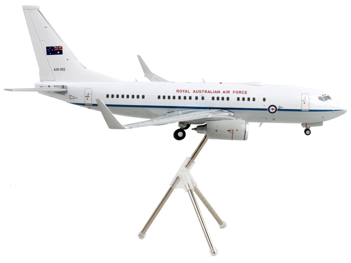 Boeing 737-700 Transport Aircraft "Royal Australian Air Force - A36-002" White and Gray "Gemini 200" Series 1/200 Diecast Model Airplane by GeminiJets - image 2