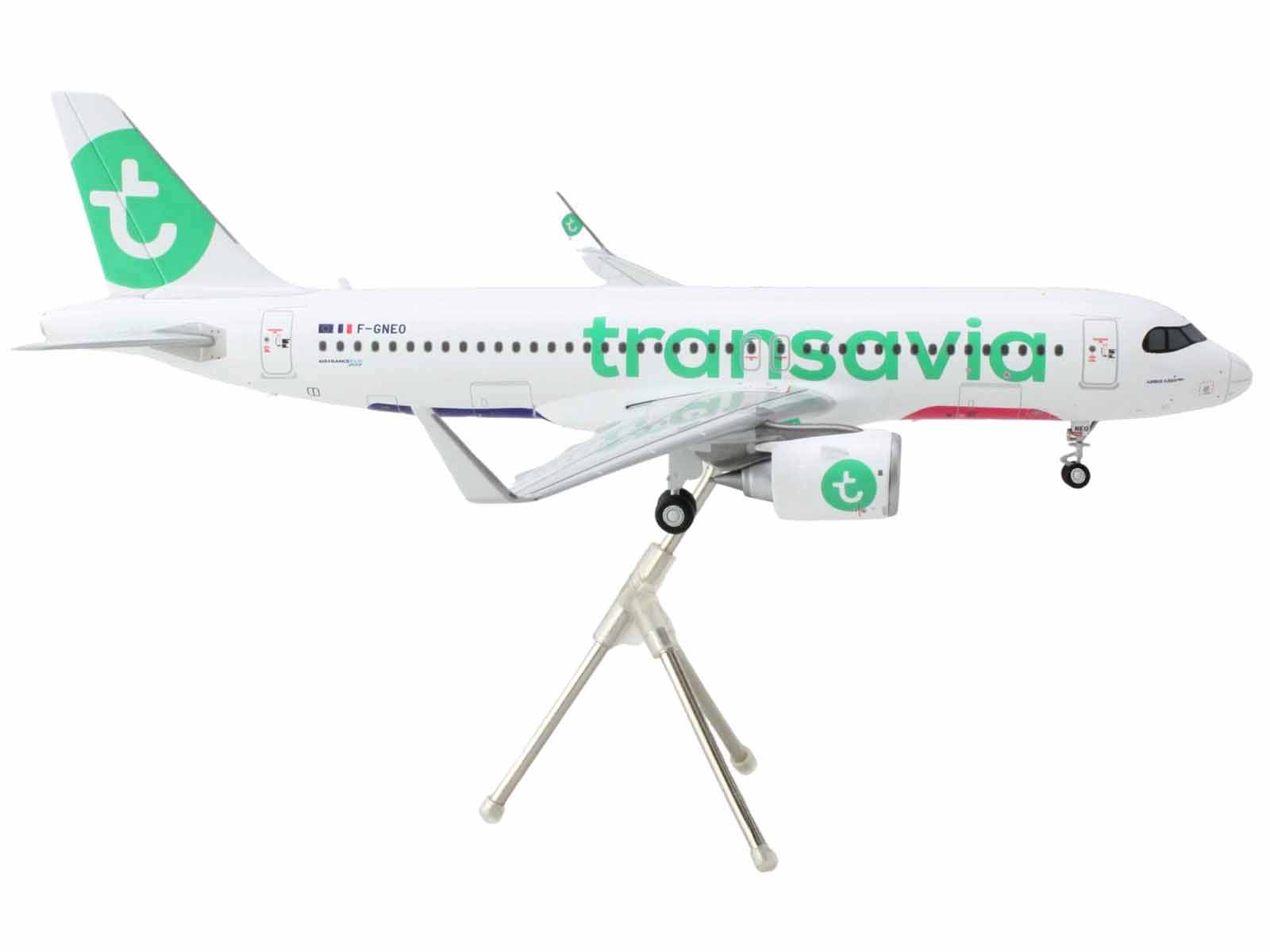 Airbus A320neo Commercial Aircraft "Transavia Airlines" (F-GNEO) White with Green Tail "Gemini 200" Series 1/200 Diecast Model Airplane by GeminiJets - image 2