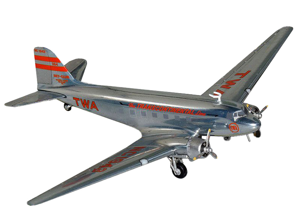 Douglas DC-3 Commercial Aircraft "TWA (Trans World Airlines)" (NC1943) Polished Metal Finish with Red Tail Stripes "Gemini 200" Series 1/200 Diecast Model Airplane by GeminiJets - image 2