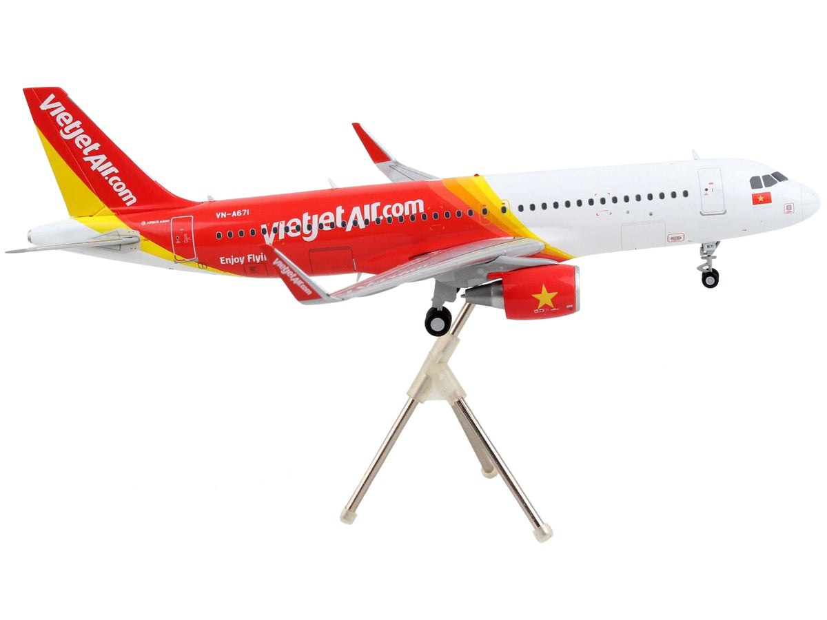 Airbus A320 Commercial Aircraft "VietJet Air" White and Red "Gemini 200" Series 1/200 Diecast Model Airplane by GeminiJets - image 2