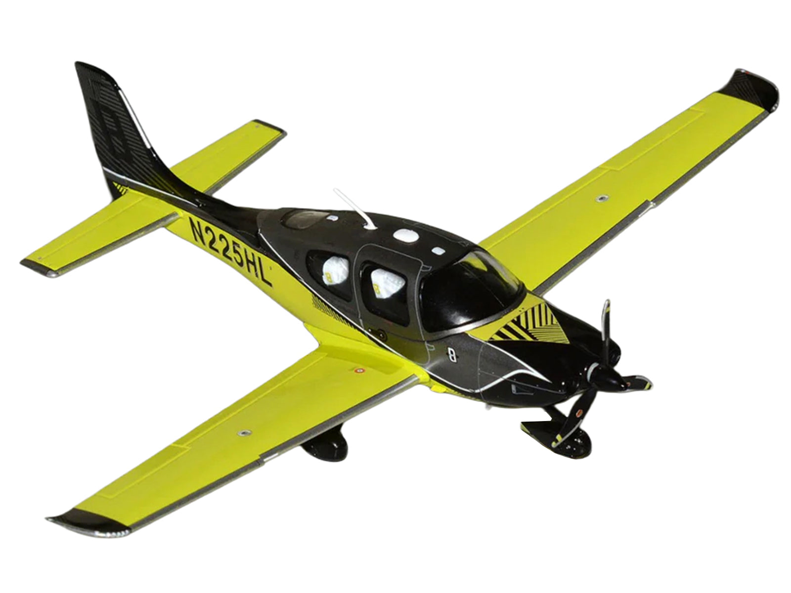 Cirrus SR22T Composite Aircraft (N225HL) Black and Neon Green "Gemini General Aviation" Series 1/72 Diecast Model by GeminiJets - image 2